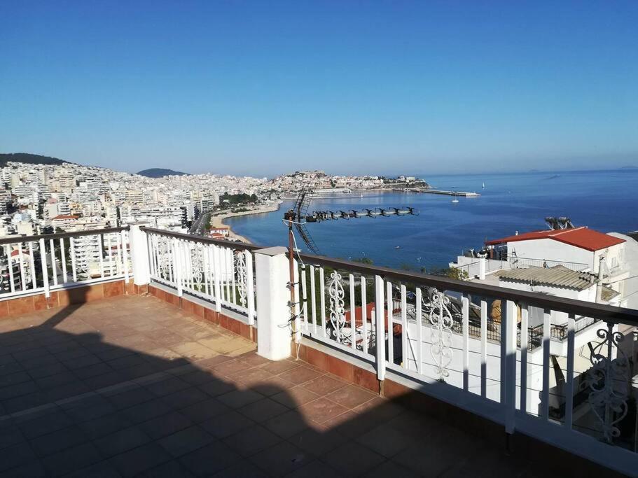 Finas Penthouse,Private Terrace,Great View,Mins From Sea Daire Kavala Dış mekan fotoğraf